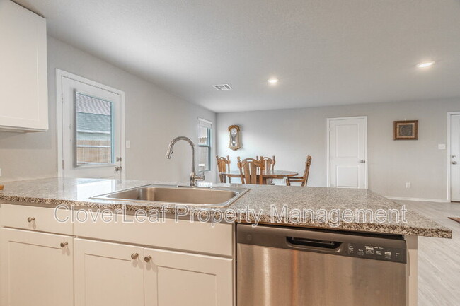 Building Photo - 6407 Ignacio Ct