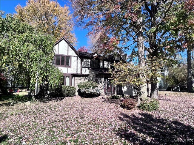 Building Photo - 306 Randwood Dr