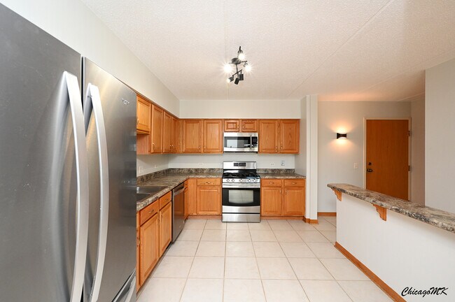 Building Photo - 2919 N Harlem Ave