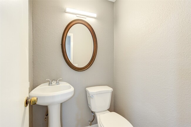 Building Photo - 2810 Grants Lake Blvd