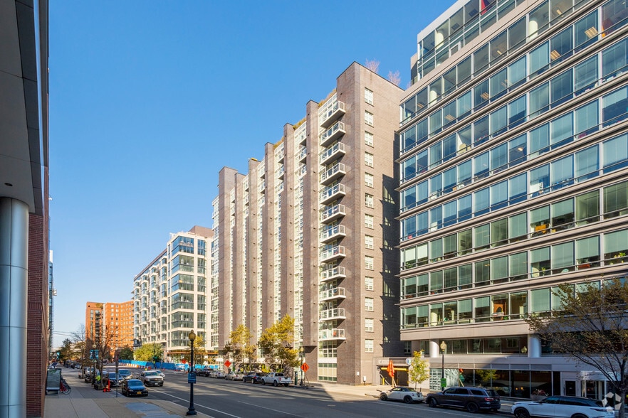 Onyx on First 1100 1st St SE Washington DC 20003 Apartment Finder