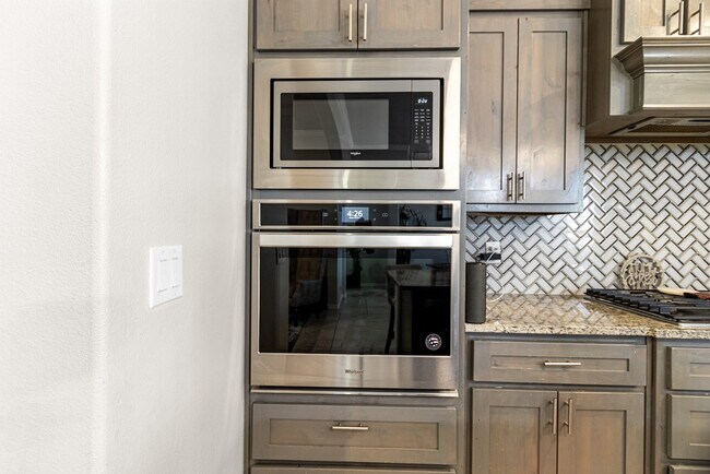 Building Photo - 5304 Congress Rd