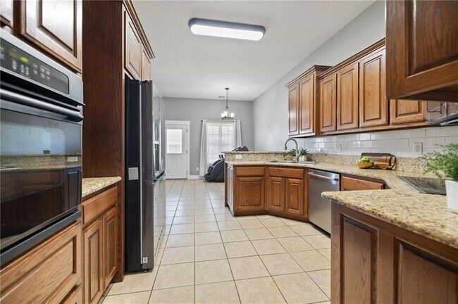 Building Photo - 1406 N Latisha Ln