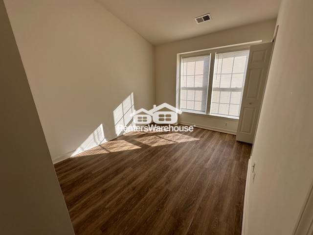 Building Photo - 7120 Fox Harbor Way