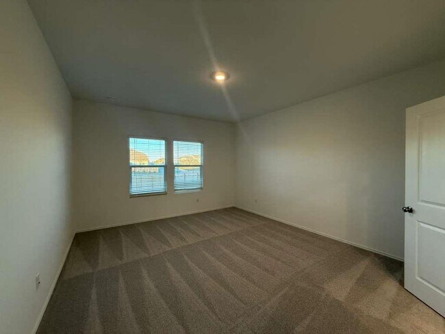 Building Photo - 18022 Lark Sparrow Dr