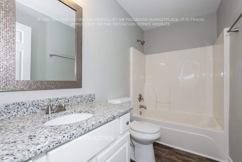 Building Photo - 13052 Meadowmere Rd