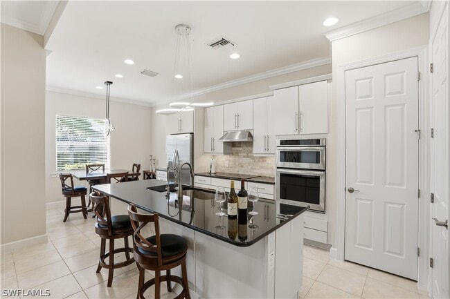 Building Photo - 9328 Fieldstone Ln