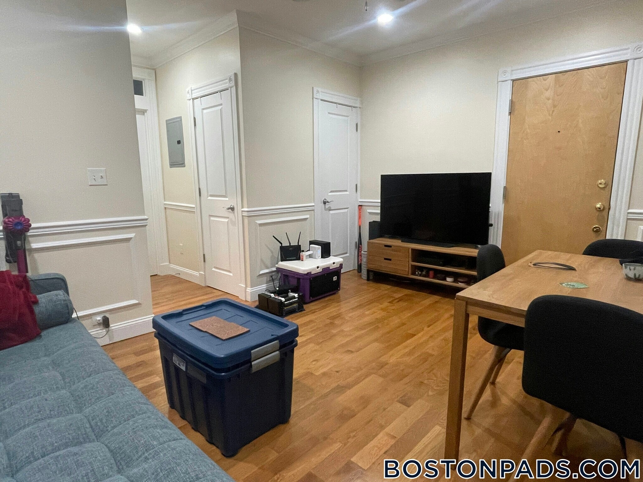 Building Photo - 33 Walbridge St