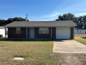 Building Photo - 1520 Coral Cut Off