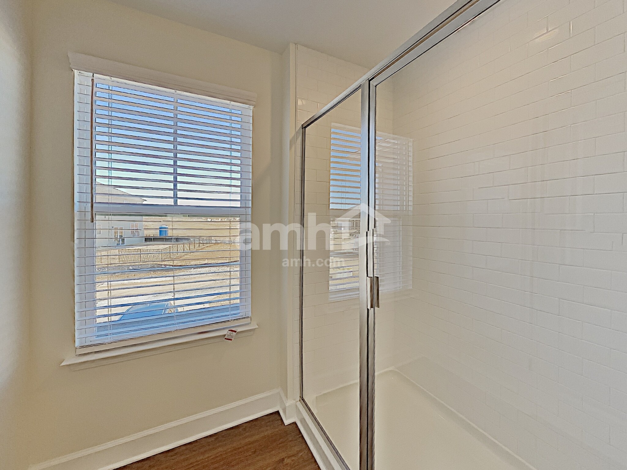 Building Photo - 5404 Lake Water Ct