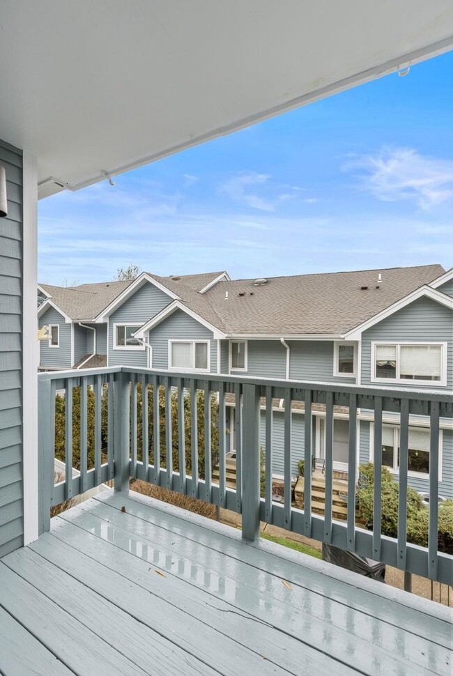Building Photo - 44 Skyview Terrace