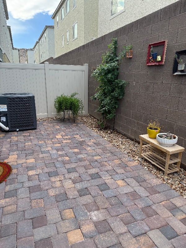 Building Photo - 6831 Truffle Gray St