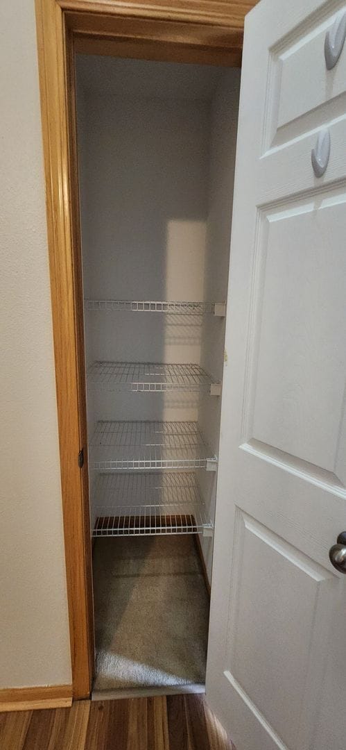 Building Photo - 2 bed 2 Bath Town House ($1200/mo $ Specia...