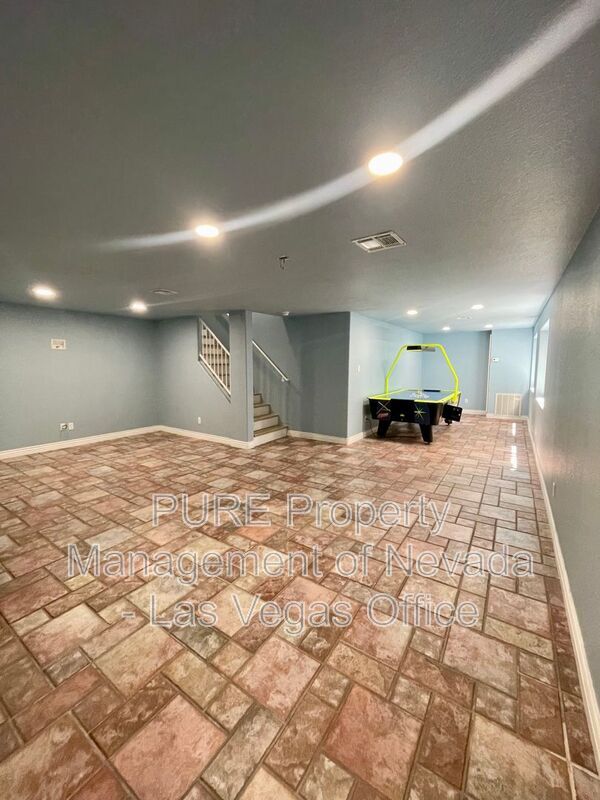 Building Photo - 3912 Diamond Ridge St