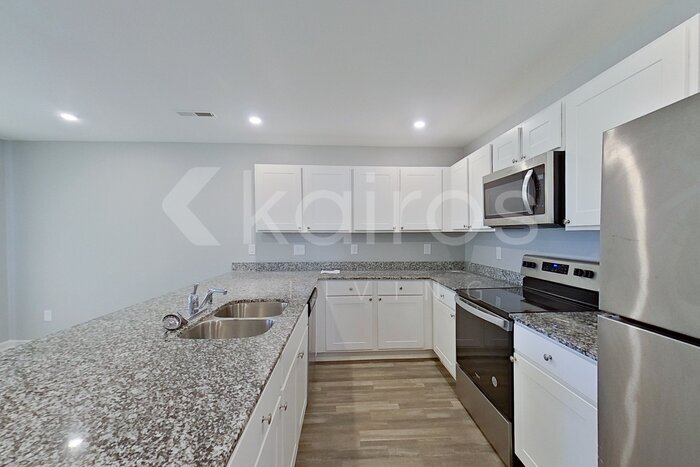 Building Photo - 105 Spencer Dr