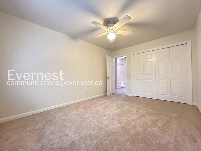 Building Photo - 2665 Holcomb Springs Dr