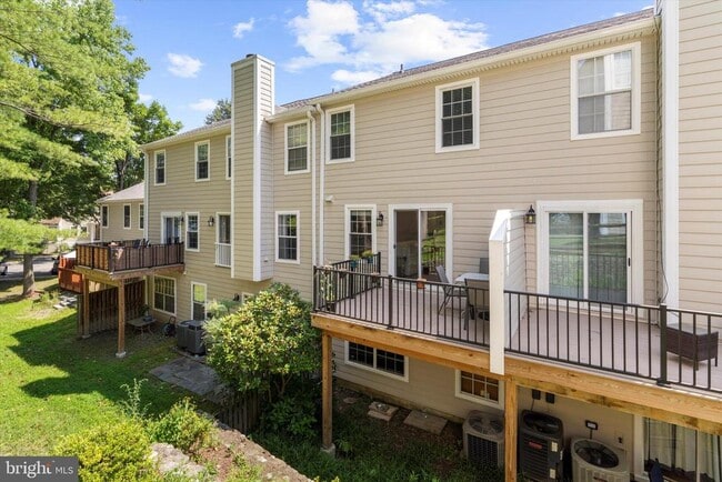 Building Photo - 4870 Dorsey Hall Dr