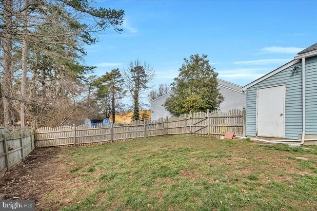 Building Photo - 2299 Memorial Ct