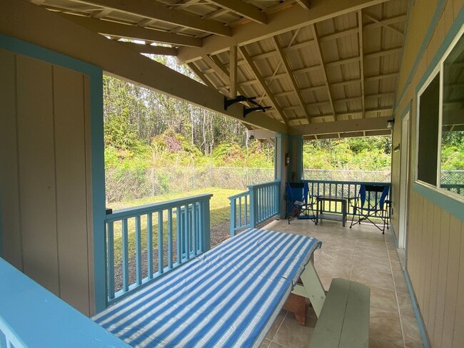 Building Photo - Volcano- Royal Hawaiian Estates