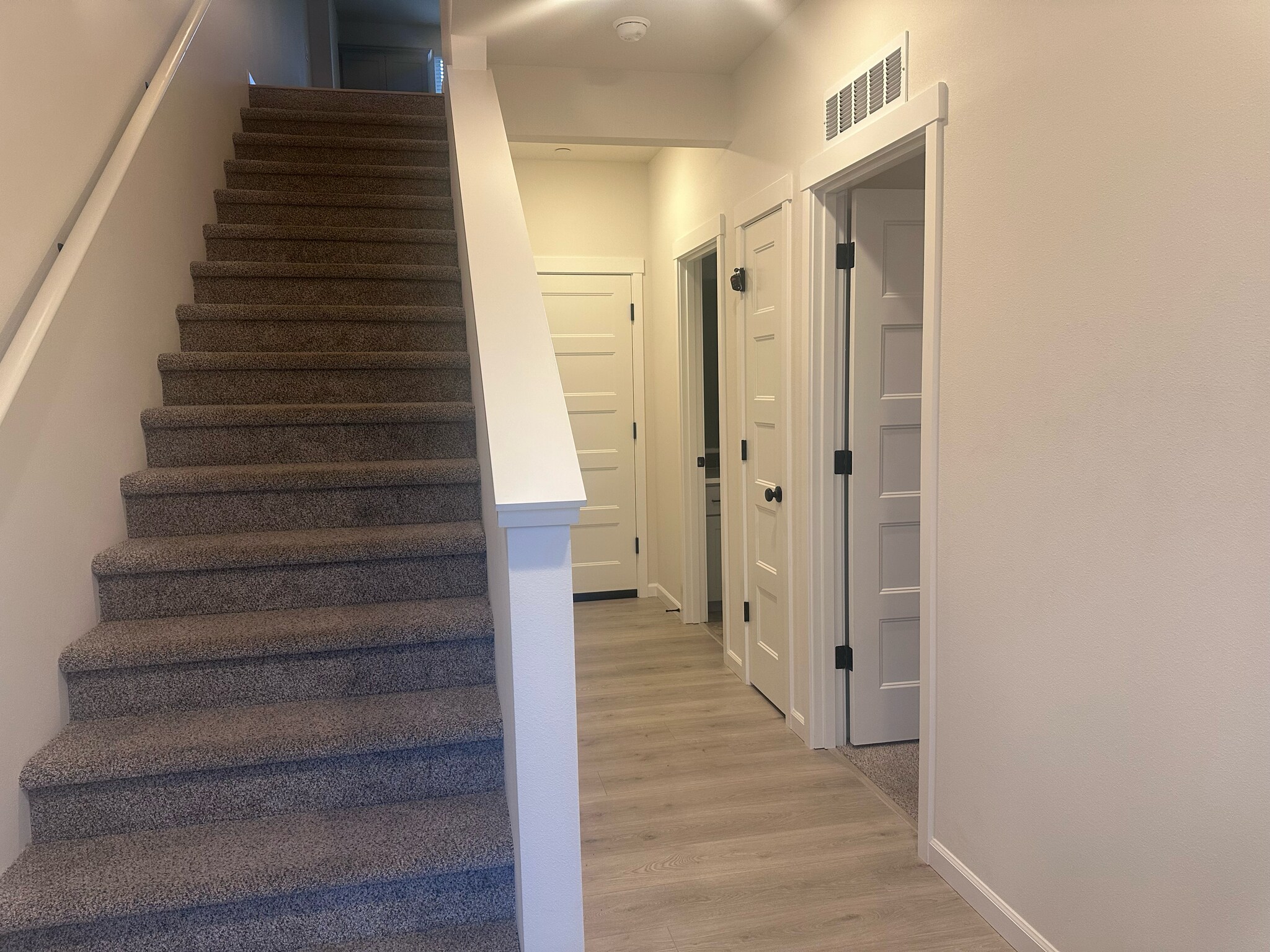 Building Photo - 12113 127th Ave E