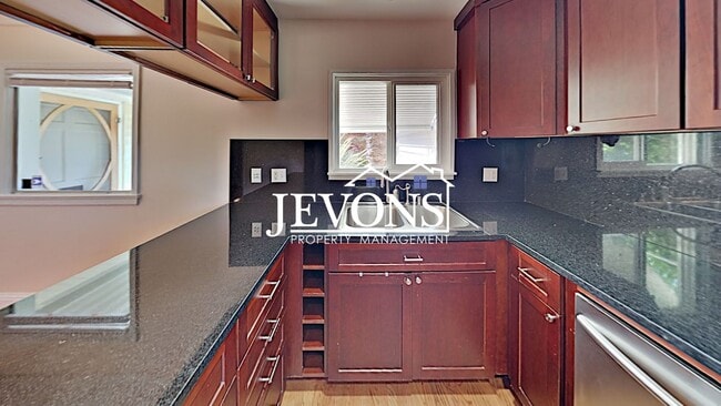Building Photo - Beautiful two-story home in a walkable area near dining, shopping, entertainment and schools!