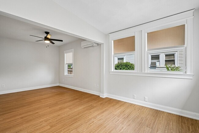 Building Photo - 463 Fulton St