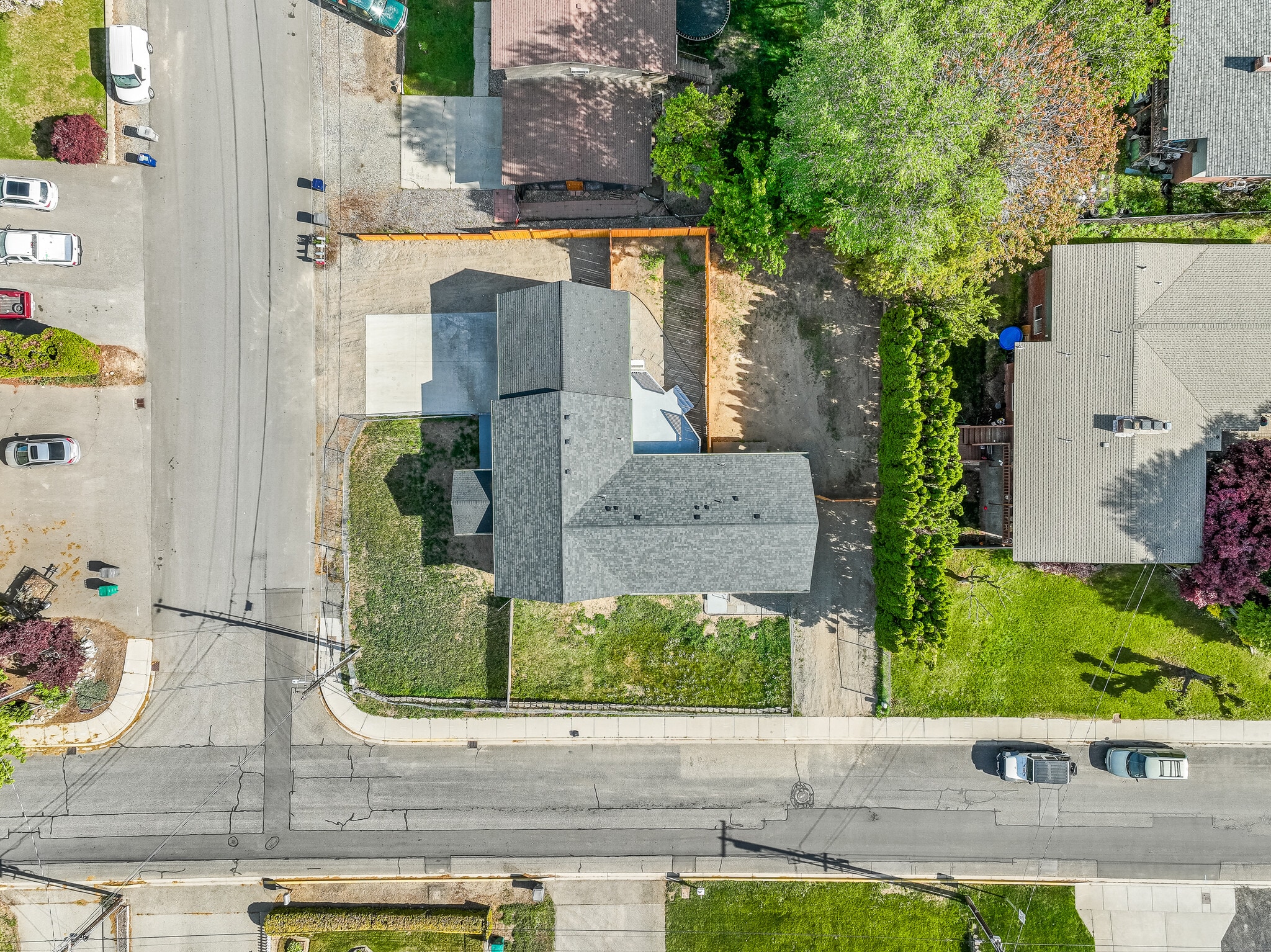 Building Photo - 1301 Clements Cir