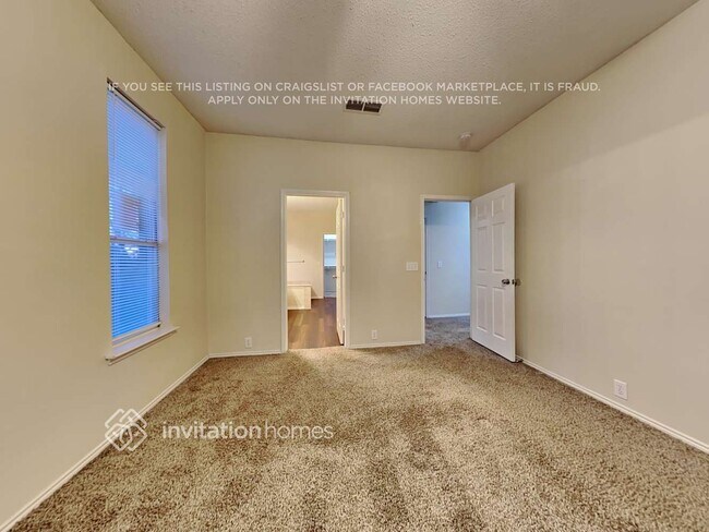 Building Photo - 1900 Fairhaven Ct