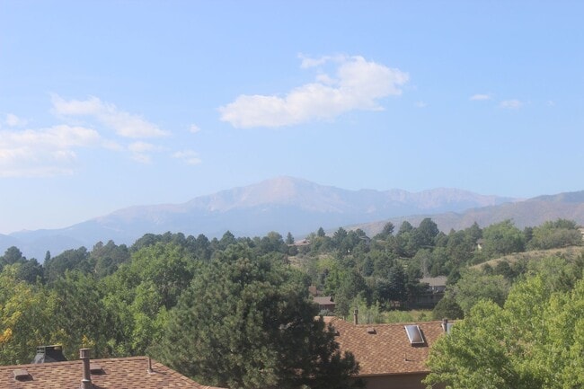 Building Photo - FURNISHED Two Bedroom Two Bath Condo on th...