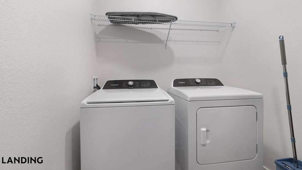 Building Photo - 12525 Tibbets Ln