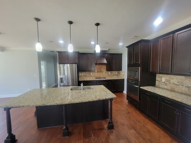Building Photo - 135 Langfuhr Way