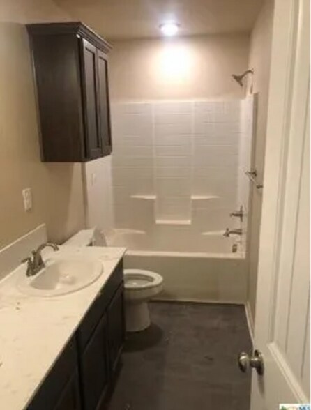 Primary Photo - 1717 Clovis Dr