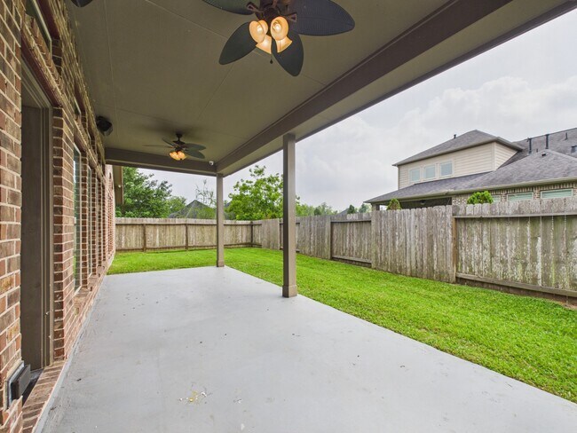 Building Photo - 2807 Naples Park Ln