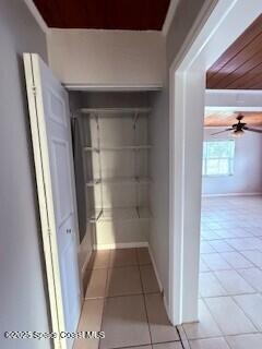 Building Photo - 165 S Tropical Trail