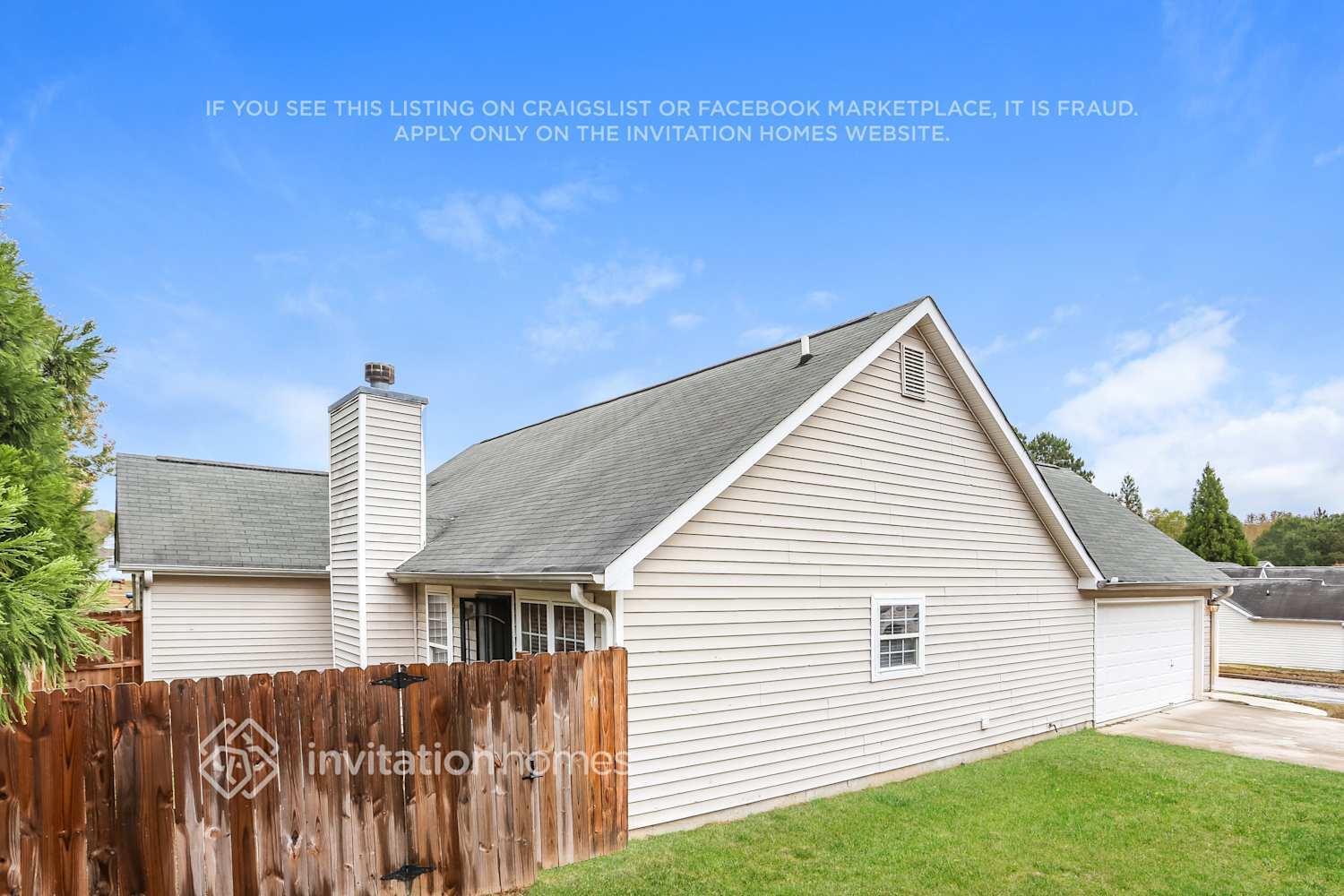 Building Photo - 4890 Larkspur Ln