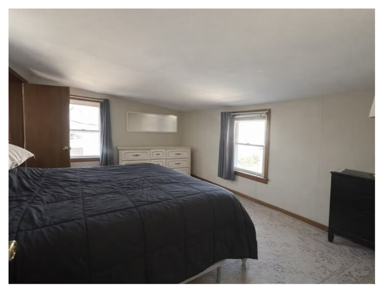 Building Photo - 924 Ash St