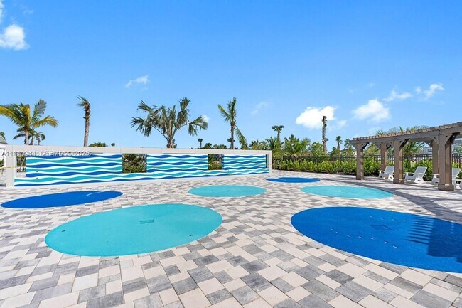 Building Photo - 13138 SW Vallettia Wy