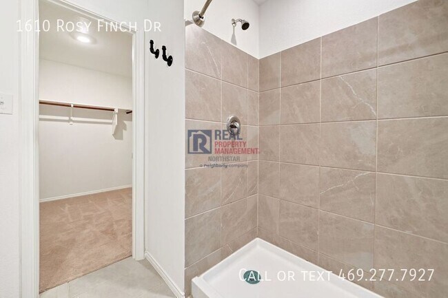 Building Photo - 1610 Rosy Finch Dr