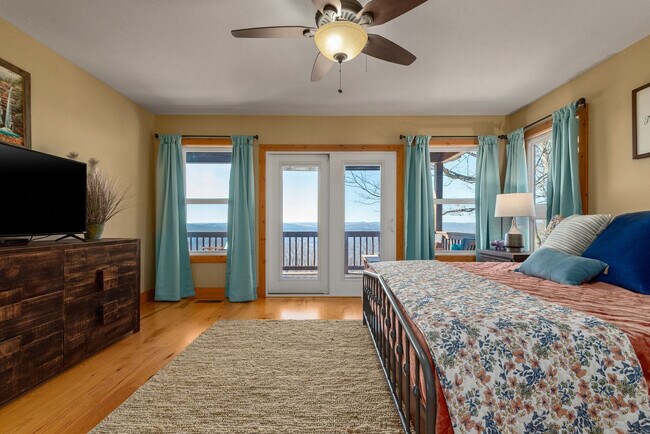 Building Photo - 11 NC 8720