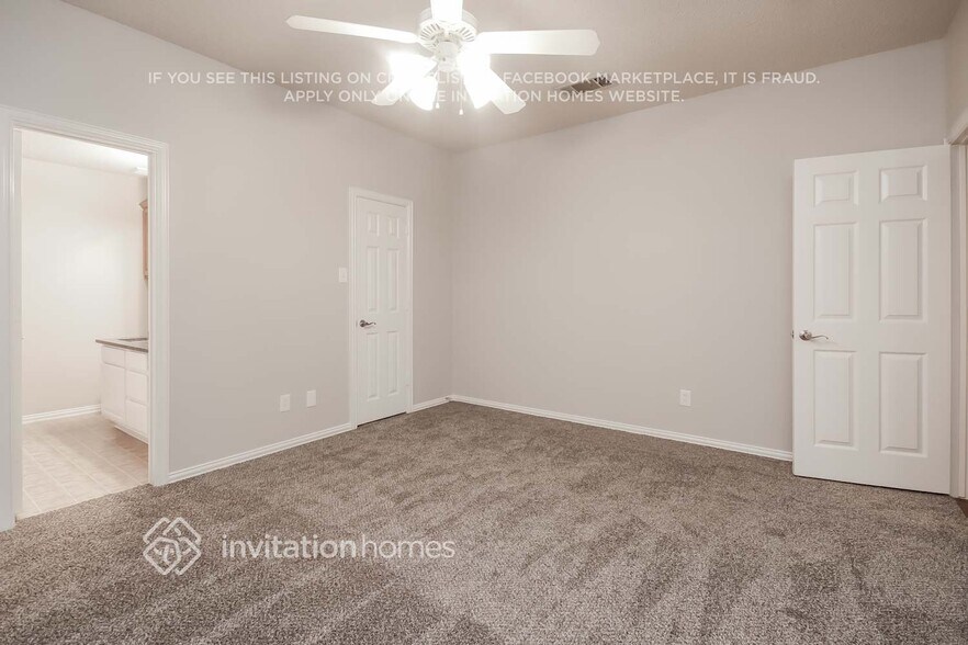 Building Photo - 1912 St Nevis Dr