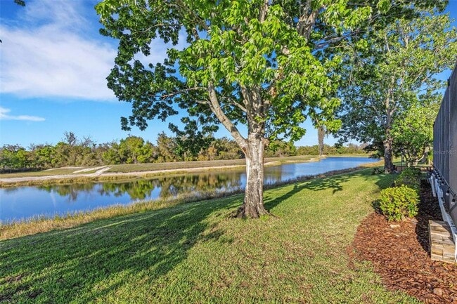 Building Photo - 11011 Hyacinth Pl