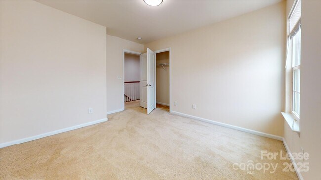 Building Photo - 7454 Red Mulberry Way