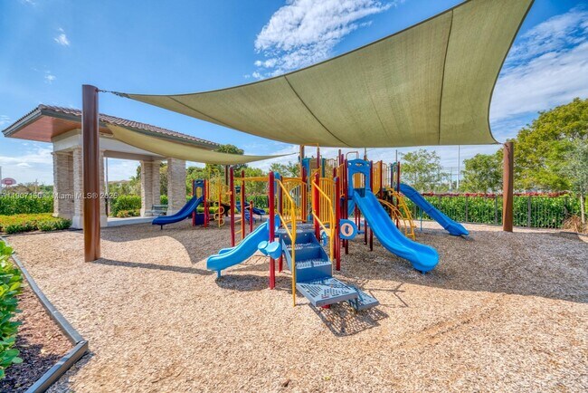 Building Photo - 7831 NW 104th Ave