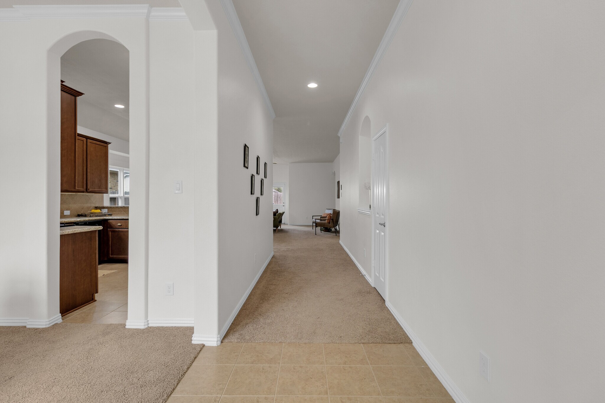 Building Photo - 24506 Forest Canopy Dr