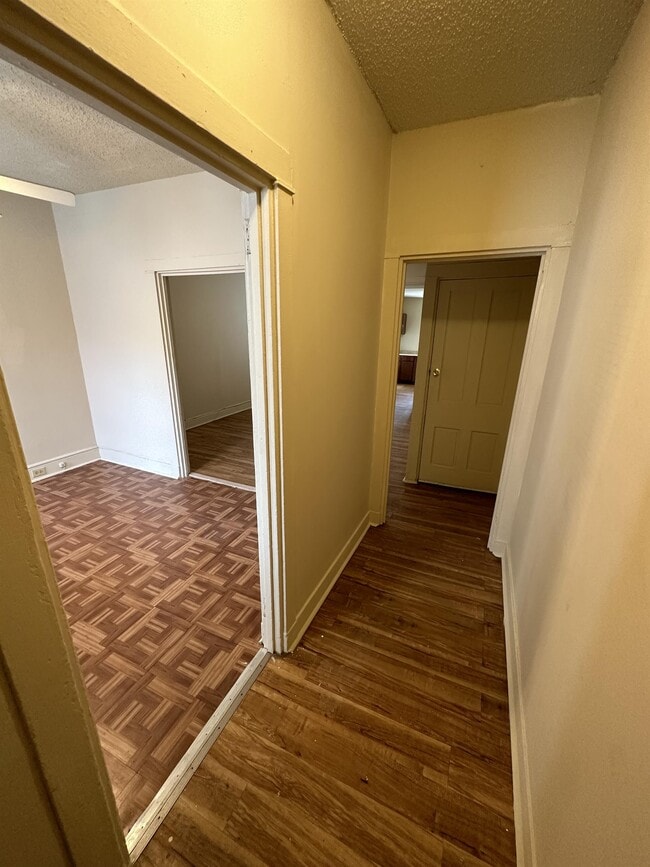 Building Photo - 326 Beaver St