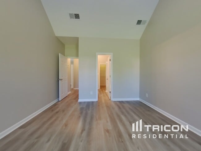Building Photo - 124 Burleyson Dr