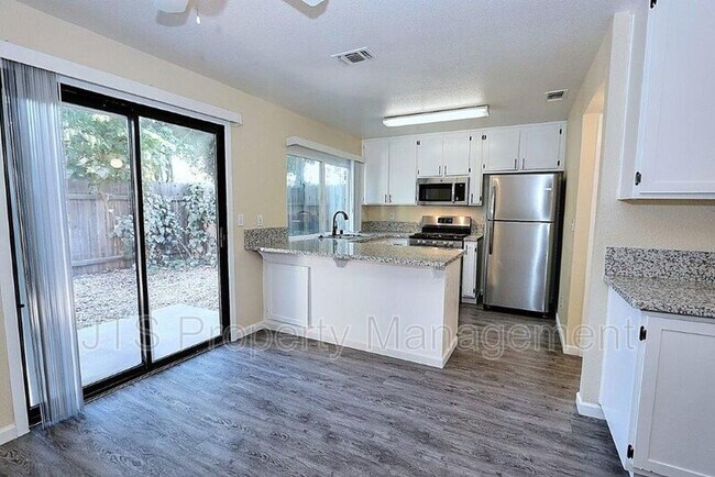 Building Photo - 5828 Alorn Ln