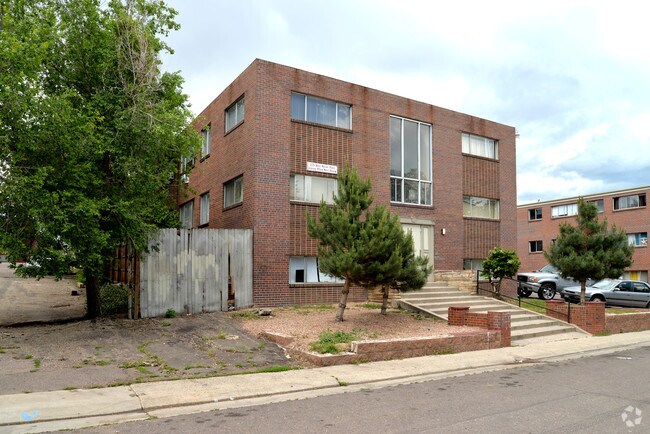 Silver and Blue Spruce Apts. - Silver and Blue Spruce Apts