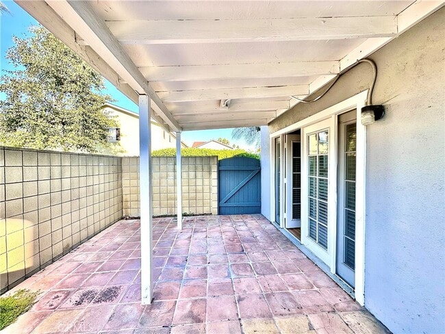 Building Photo - 12100 Montecito Rd