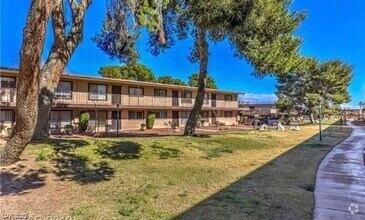 Building Photo - 615 S Royal Crest Cir